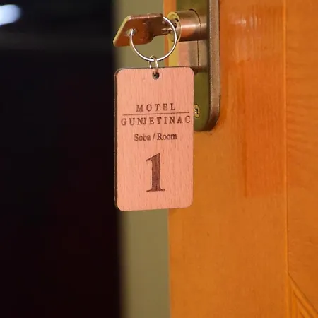 Gunjetinac Hotel